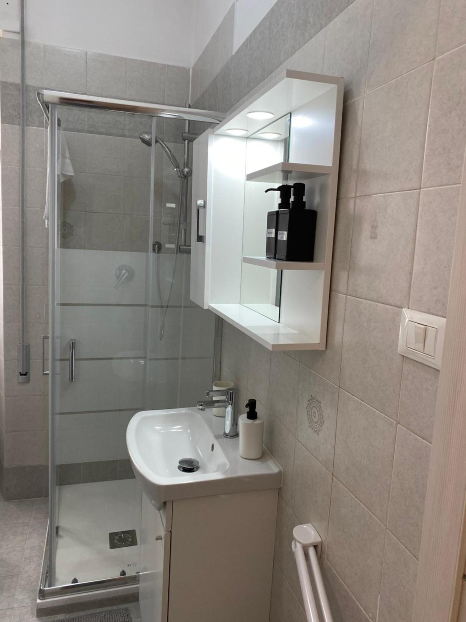 Diana Holiday Home Рим Екстер'єр фото